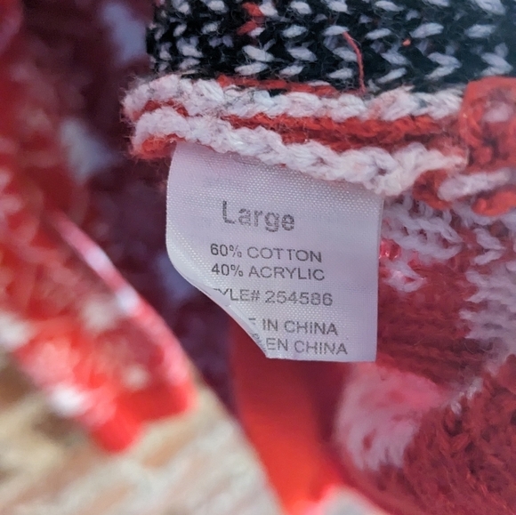 Merry Christmas Poof Large Red & White Llama w/ a Santa Hat Knit Sweater - Picture 7 of 10